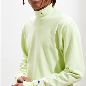 champion heavyweight tee